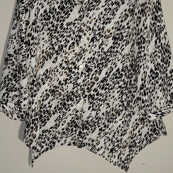 Investments Womens Size L Button Down Animal Print Top 3/4 Long Sleeve - Picture 7 of 14